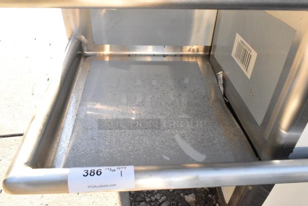 BRAND NEW SCRATCH AND DENT! Regency 600S21717218 Stainless Steel 3 Bay Sink w/ Dual Drain Boards. No Legs. - Image 3 of 5