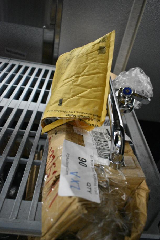 2 BRAND NEW SCRATCH AND DENT! Items Including 683TS11J221110 Robertshaw 1720-00D Natural Gas / Liquid Propane Safety Valve; 7/16" Gas In / Out; 1/4" Pilot In / Out and 2 Faucet. 2 Times Your Bid! - Image 7 of 22