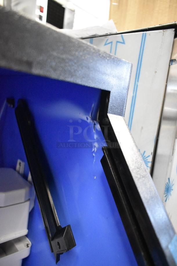 BRAND NEW SCRATCH AND DENT! Avantco 194UCH280A Stainless Steel Undercounter Half Cube Ice Machine - 299 lb. - Image 7 of 9