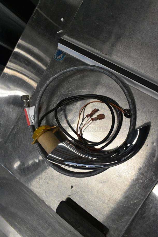 BRAND NEW SCRATCH AND DENT! 26A590TFLGHGMHDF Delta Faucet 590-TFLGHGMHDF Deck Mount Electronic Lavatory Touchless Faucet with Vandal-Resistant 0.5 GPM Aerator and H2Optics Technology - Image 6 of 9