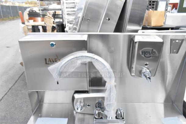 BRAND NEW SCRATCH AND DENT! Regency 600PHS30C Single Bowl Cold Water Portable Hand Sink Cart - Image 7 of 10