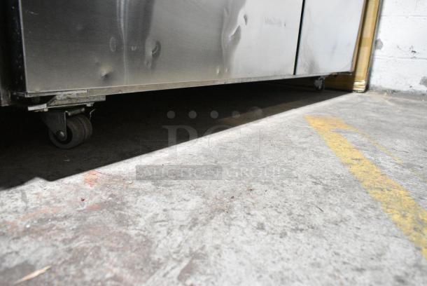Avantco 178SSUC60RHC Stainless Steel Commercial 2 Door Undercounter Cooler on Commercial Casters. 115 Volts, 1 Phase. Tested and Working! - Image 4 of 5