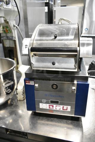 2016 Electrolux HSPPA1 Stainless Steel Commercial Countertop Panini Press. 208 Volts, 1 Phase.