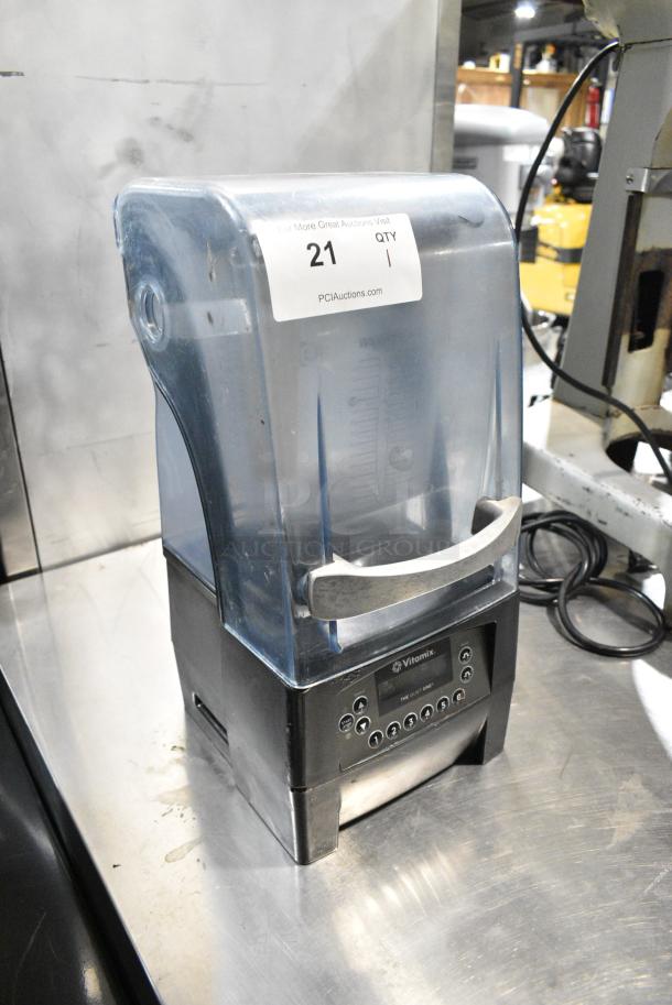 Vita-Mix VM0145 Metal Commercial Countertop Blender w/ Clear Poly Dome Cover. 120 Volts, 1 Phase. Tested and Powers On But Parts Do Not Move - Image 3 of 4