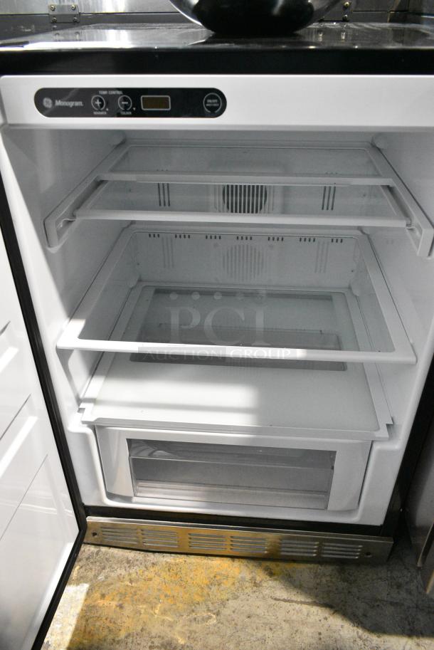 General Electric GE ZIFS240PALSS Monogram Stainless Steel Mini Cooler. 115 Volts, 1 Phase. Tested and Working! - Image 3 of 5