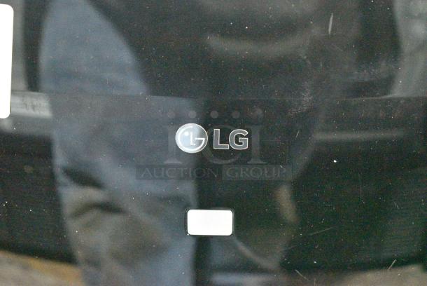 BRAND NEW SCRATCH AND DENT! LG LP1021BHSM 10,000 BTU Heat/Cool Portable Air Conditioner. 115 Volts, 1 Phase. Tested and Working! - Image 5 of 8