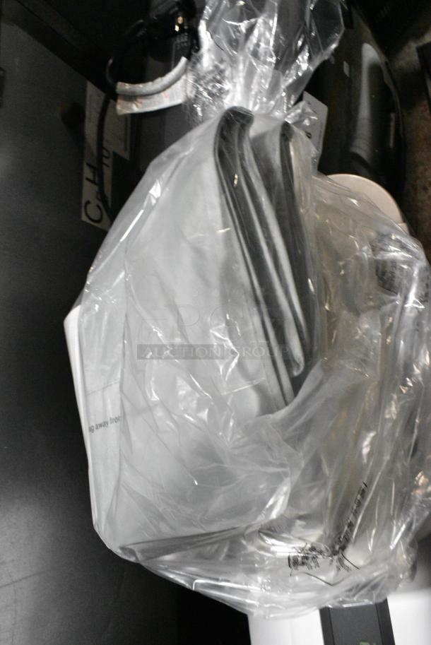 BRAND NEW SCRATCH AND DENT! Whynter ARC-122DHP Elite 12000 BTU Dual Hose Portable Air Conditioner and Heater. 115 Volts, 1 Phase. Tested and Working! - Image 6 of 8