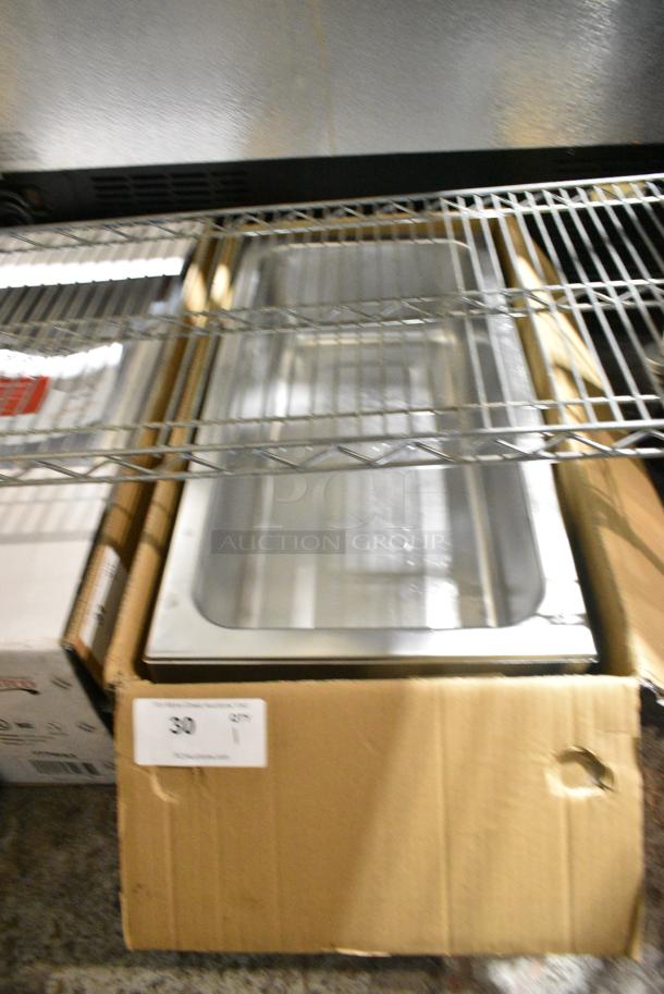 IN ORIGINAL BOX! Avantco 177W43 Stainless Steel Commercial Countertop Food Warmer. 120 Volts, 1 Phase. - Image 2 of 5
