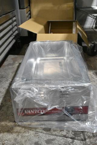 BRAND NEW IN BOX! Avantco 177W43 Stainless Steel Commercial Countertop Food Warmer. 120 Volts, 1 Phase.