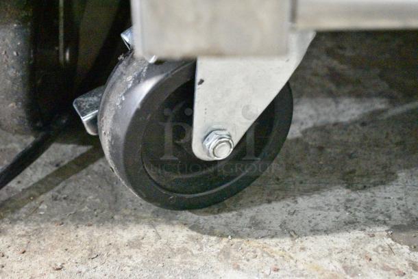 2022 True T-35-HC Stainless Steel Commercial 2 Door Reach In Cooler w/ Poly Coated Racks on Commercial Casters. 115 Volts, 1 Phase. Tested and Working! - Image 3 of 6