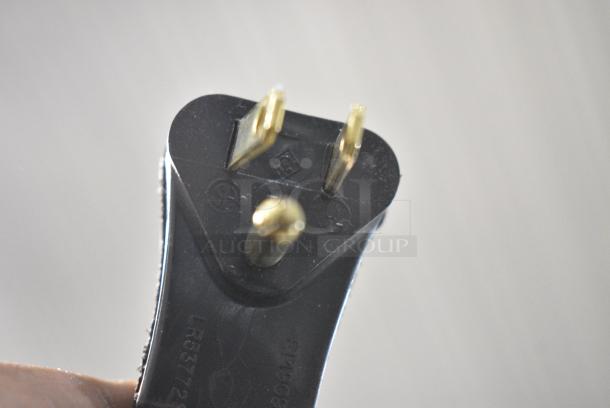 2019 Habco SE18 Metal Commercial Single Door Reach In Cooler Merchandiser. 115 Volts, 1 Phase. Tested and Working! - Image 4 of 6