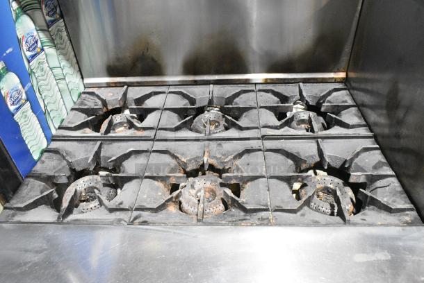 Stainless Steel Commercial Natural Gas Powered 6 Burner Range w/ Oven, Over Shelf and Back Splash on Commercial Casters. - Image 2 of 9