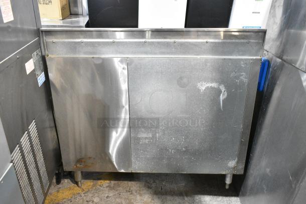 Stainless Steel Commercial Single Door Work Top Cooler. Tested and Powers On But Does Not Get Cold - Image 6 of 8