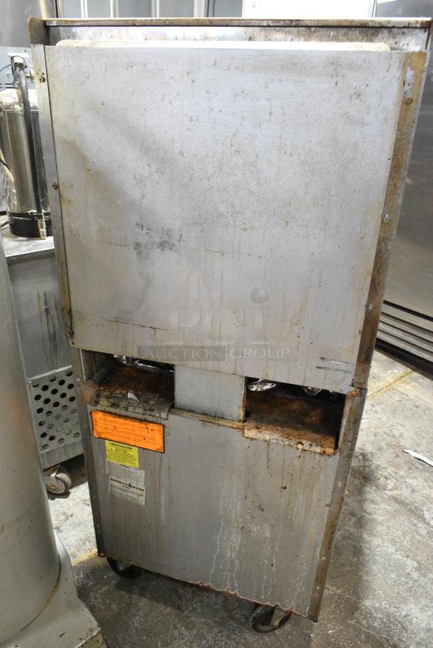 American Range Stainless Steel Commercial Natural Gas Powered 4 Burner Range w/ Oven, Over Shelf and Back Splash on Commercial Casters. - Image 10 of 13