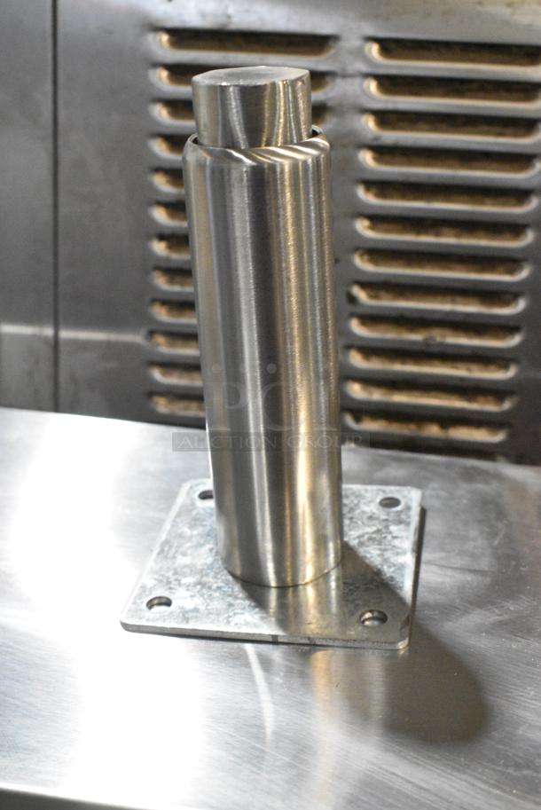 BRAND NEW! Vulcan 1VEG35M-1 Stainless Steel Commercial Floor Style Natural Gas Powered Deep Fat Fryer w/ 2 Metal Fry Baskets. 70,000 BTU. - Image 5 of 8