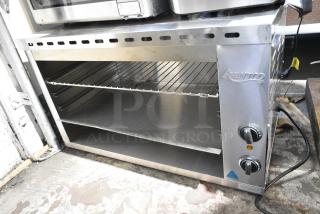 2023 Avantco 177CHSME32IM Stainless Steel Commercial Electric Powered Cheese Melter. 208/240 Volts, 1 Phase.
