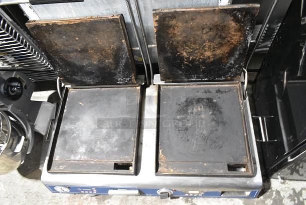 Globe GSGDUE14D Stainless Steel Commercial Countertop Double Panini Press. 208/240 Volts, 1 Phase. - Image 4 of 7