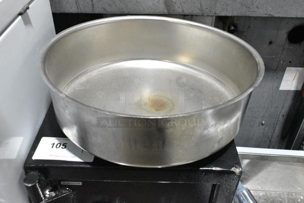 Stainless Steel Countertop Round Chafer w/ Drop In. - Image 2 of 5