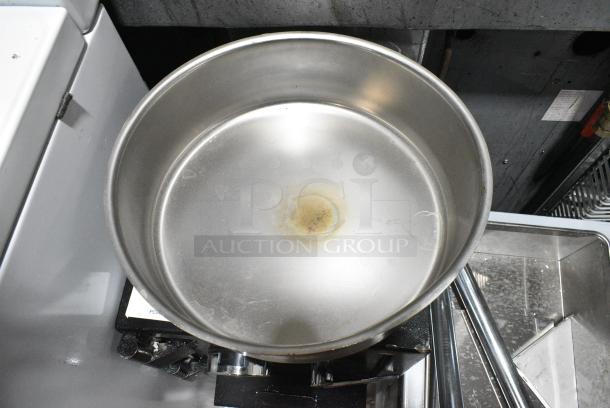 Stainless Steel Countertop Round Chafer w/ Drop In. - Image 3 of 5