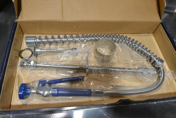 BRAND NEW SCRATCH AND DENT! Waterloo 750PRAXF 1.15 GPM Pre-Rinse Assembly with Riser, Hose, and Spray Valve - Image 1 of 3