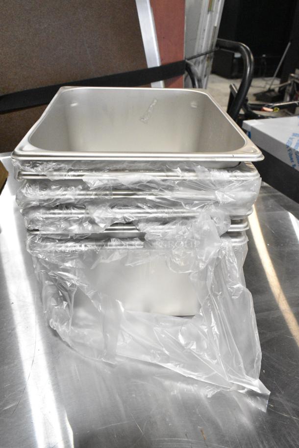 BRAND NEW SCRATCH AND DENT! Box of 6 Vigor 24712622 1/2 Size 6" Deep Anti-Jam Stainless Steel Steam Table / Hotel Pan - 22 Gauge - Image 1 of 4