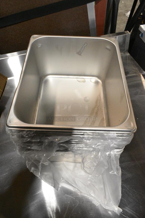 BRAND NEW SCRATCH AND DENT! Box of 6 Vigor 24712622 1/2 Size 6" Deep Anti-Jam Stainless Steel Steam Table / Hotel Pan - 22 Gauge - Image 3 of 4