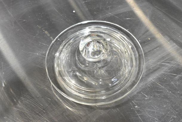 BRAND NEW SCRATCH AND DENT! 553040067 Acopa 2.4 Gallon Glass Beverage Dispenser - Image 4 of 5