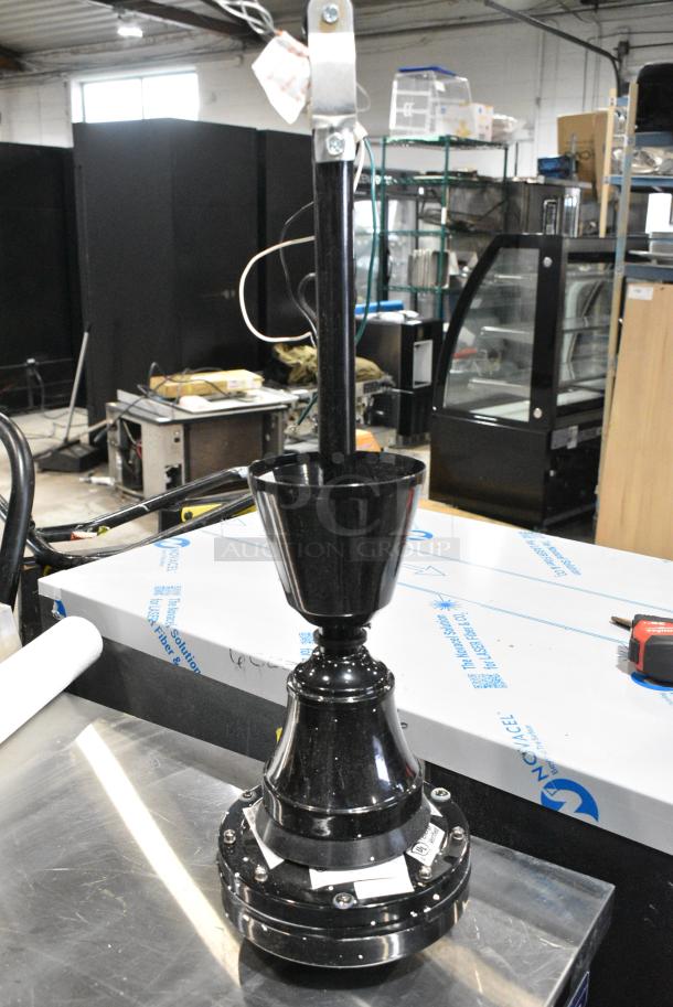 BRAND NEW SCRATCH AND DENT! Canarm 60" Black Industrial Indoor / Outdoor High Performance Ceiling Fan CP60DW10N - 8944 CFM, 120V, 1 Phase - Image 1 of 6