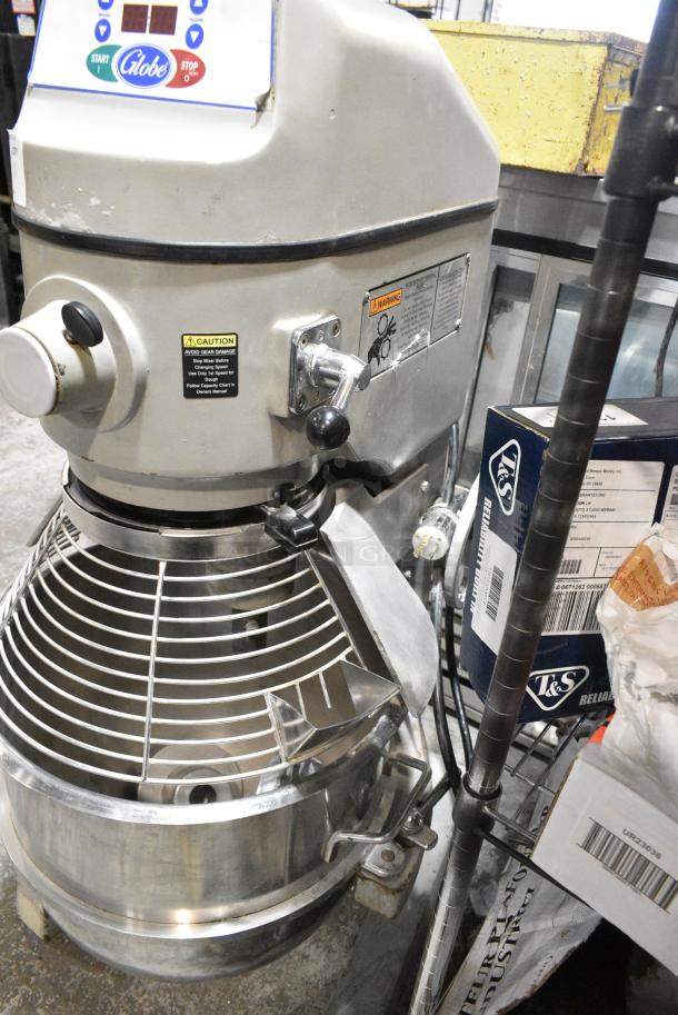 Globe SP60 Metal Commercial Floor Style 60 Quart Planetary Dough Mixer w/ Stainless Steel Mixing Bowl, Bowl Guard and Dough Hook Attachment. 220 Volts, 1 Phase. - Image 6 of 7