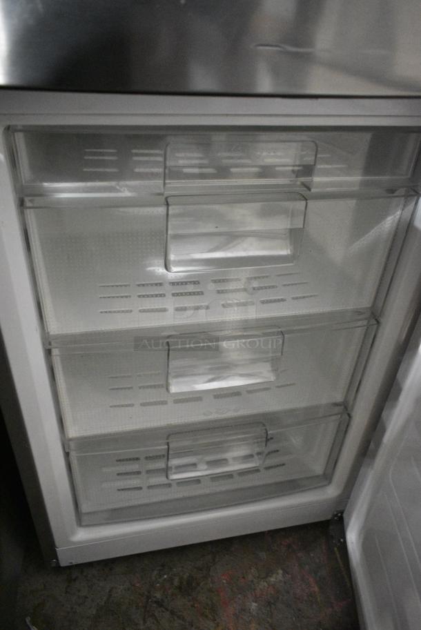 LG LBN10551PS/0G Stainless Steel French Style Door Cooler w/ Drawer Freezer. 115 Volts, 1 Phase. Tested and Working! - Image 6 of 7