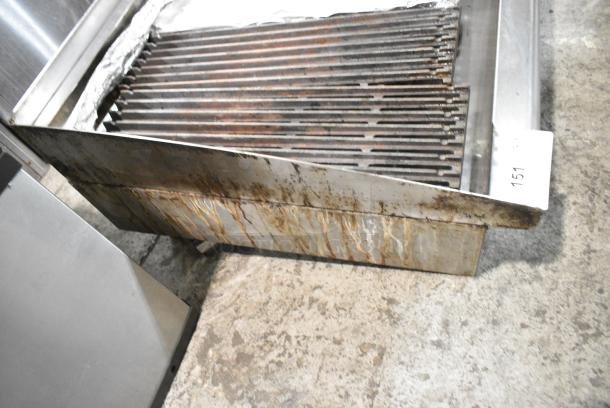 Star Max Stainless Steel Commercial Countertop Natural Gas Powered Charbroiler Grill. - Image 8 of 8