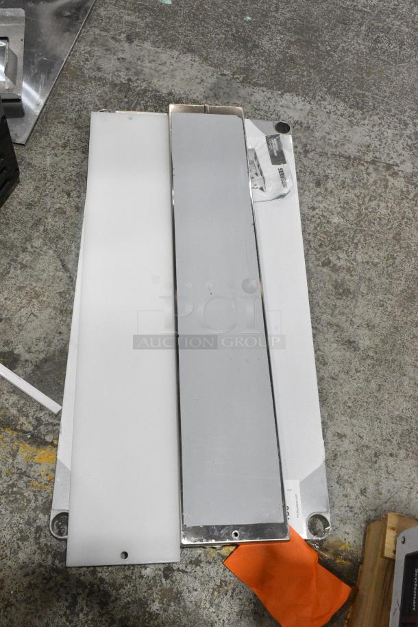 BRAND NEW SCRATCH AND DENT! 2024 ServIt 423EST3WS Stainless Steel Commercial Three Pan Sealed Well Electric Steam Table with Adjustable Undershelf. 120 Volts, 1 Phase. Tested and Working! - Image 7 of 8