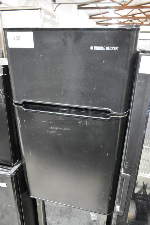 Black & Decker BCD33B  Mini Cooler w/ Freezer. 115 Volts, 1 Phase. Tested and Powers On But Does Not Get Cold - Image 1 of 7