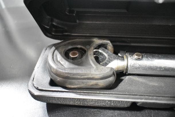 Steelman 1/2" Drive Micro Adjustable Torque Wrench in Hard Case. - Image 4 of 6