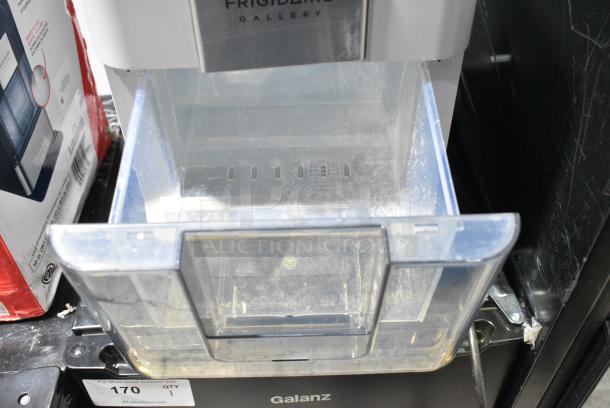 Frigidaire EFIC256-GREY Countertop Ice Maker. 115 Volts, 1 Phase. - Image 3 of 4