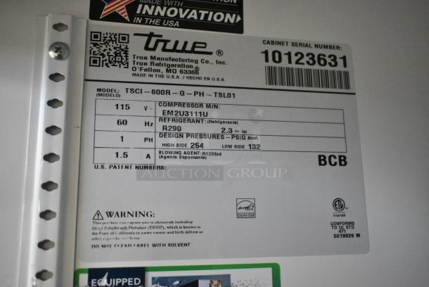 BRAND NEW SCRATCH AND DENT! 2021 True TSCI-600R-G-PH Metal Commercial Single Door Reach In Cooler Merchandiser w/ Poly Coated Racks. 115 Volts, 1 Phase. Tested and Working! - Image 4 of 4