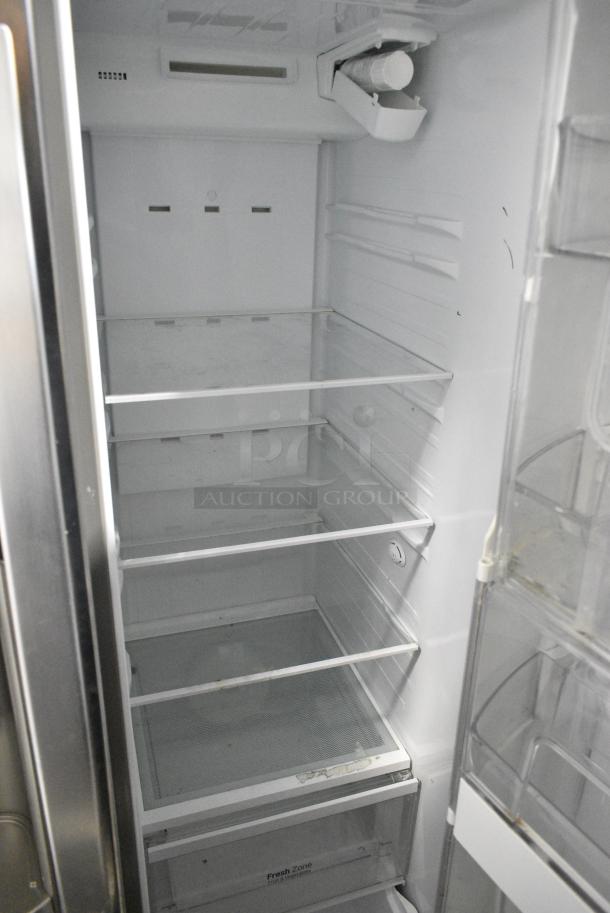 LG LSXS26366S/05 Stainless Steel Cooler w/ Freezer. 115 Volts, 1 Phase. Tested and Working! - Image 4 of 10