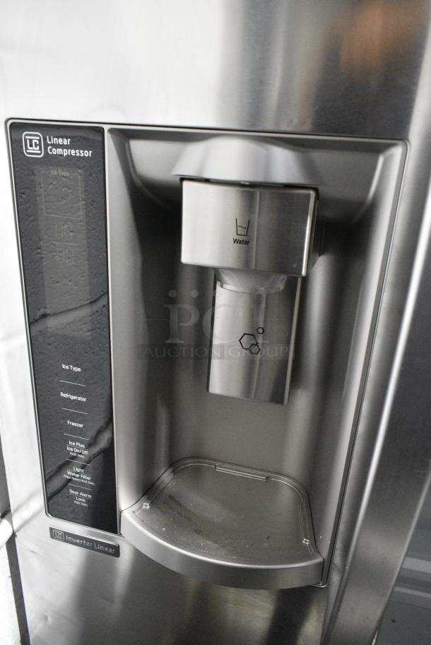 LG LSXS26366S/05 Stainless Steel Cooler w/ Freezer. 115 Volts, 1 Phase. Tested and Working! - Image 6 of 10