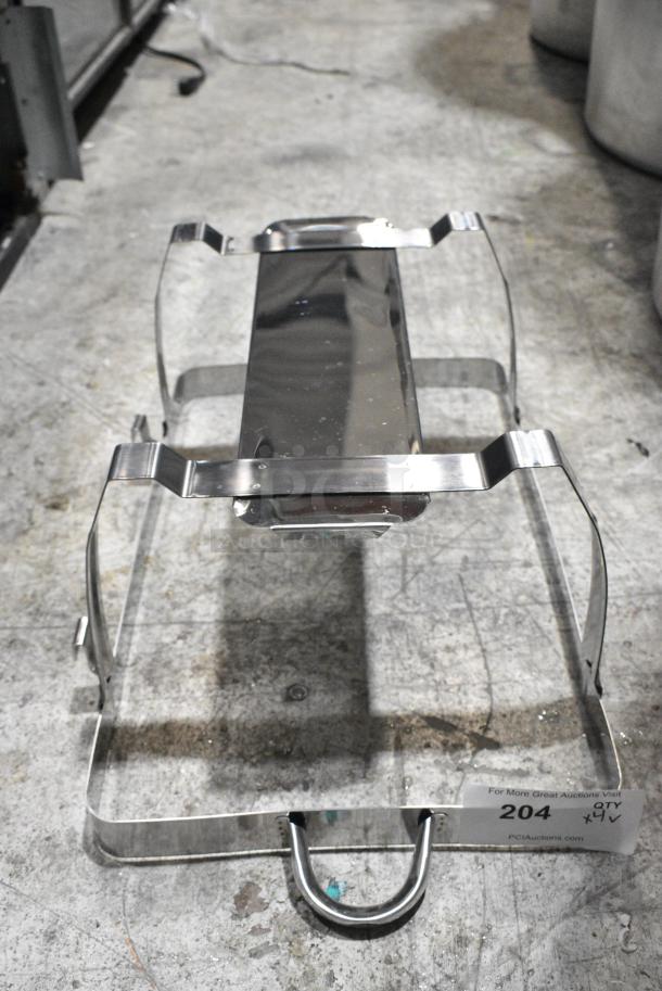 BRAND NEW SCRATCH AND DENT! Stainless Steel Chafer w/ 2 Drop In Bins and Sterno - Image 3 of 5