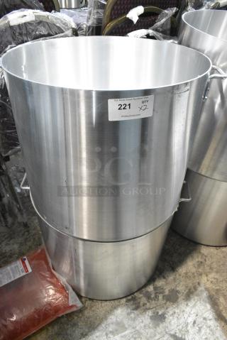 2 BRAND NEW SCRATCH AND DENT! Choice 471SP140QTHD 140 Qt. Heavy Weight Aluminum Stock Pot. 2 Times Your Bid!