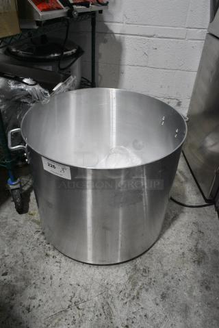 3 BRAND NEW SCRATCH AND DENT! Choice 471SP140QTHD 140 Qt. Heavy Weight Aluminum Stock Pot. 3 Times Your Bid!