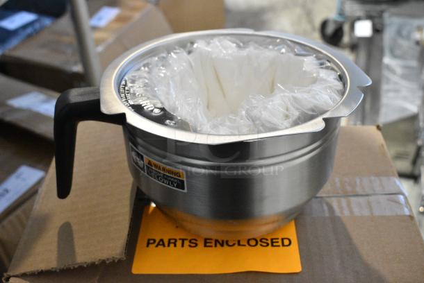 BRAND NEW SCRATCH AND DENT! 2024 Bunn SINGLE AXIOM 15 38700.0043 Stainless Steel Commercial Countertop Single 1 Gallon Coffee Brewer with Portable Server. 120 Volts, 1 Phase. - Image 6 of 11