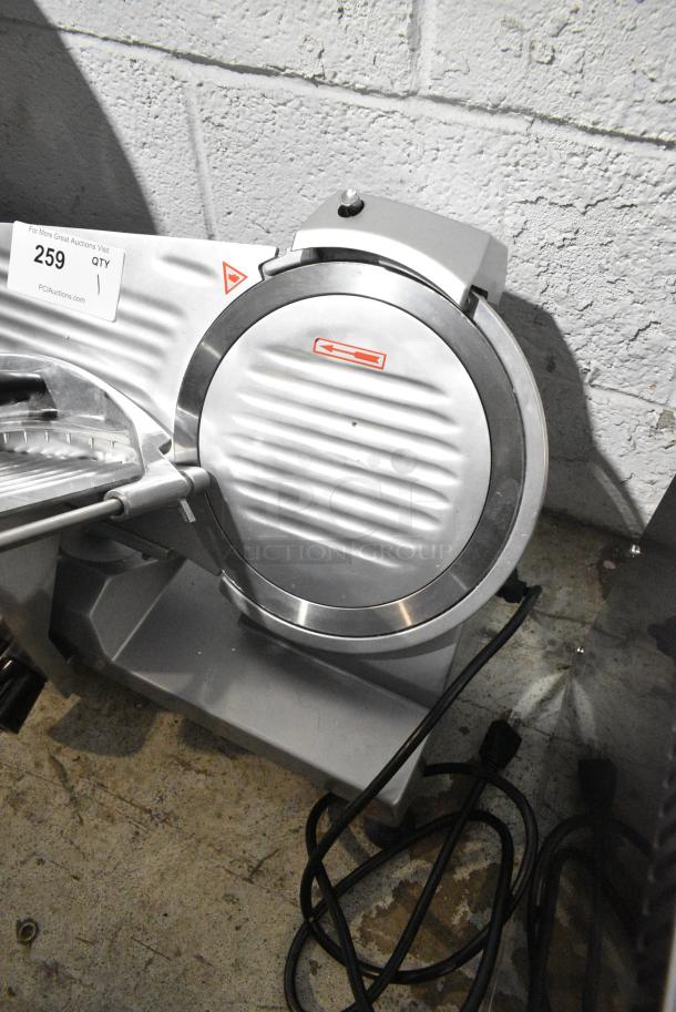 BRAND NEW SCRATCH AND DENT! 2024 Backyard Pro 554SL110E Butcher Series 10" Manual Gravity Feed Meat Slicer w/ Blade Sharpener. 120 Volts, 1 Phase. Tested and Working! - Image 4 of 6