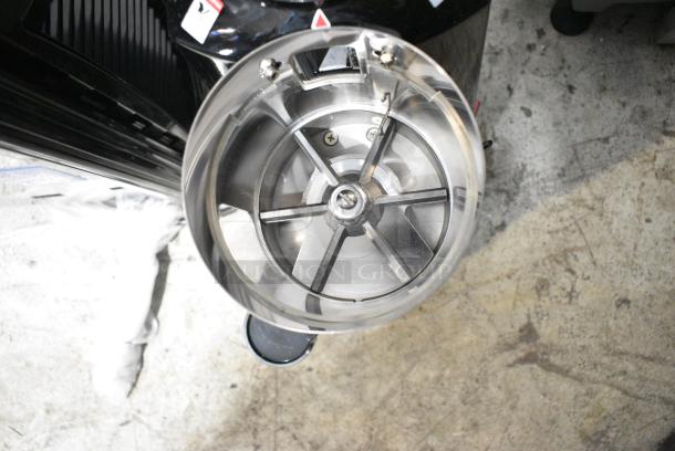 BRAND NEW SCRATCH AND DENT! Estella 236ECEG26 Caffe ECEG26 Espresso Grinder . 120 Volts, 1 Phase. Tested and Working! - Image 3 of 8