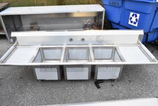 BRAND NEW SCRATCH AND DENT! Regency 600S31620218 88" 16 Gauge Stainless Steel Three Compartment Commercial Sink. No Legs.