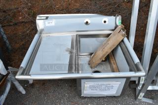 BRAND NEW SCRATCH AND DENT! Regency 600S1182418L 38 1/2" 16 Gauge Stainless Steel One Compartment Commercial Sink with Galvanized Steel Legs and 1 Drainboard