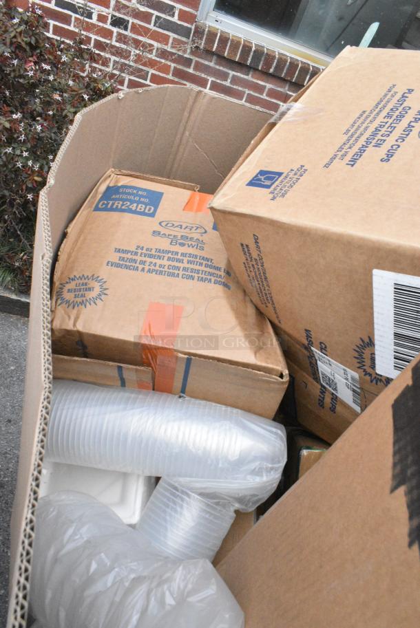 15 BRAND NEW! Boxes Including CTR24BD Dart SafeSeal 24 oz. Plastic Tamper-Resistant, Tamper-Evident Bowl with Dome Lid - 150/Case, 60HTB1 Dart Foam Hinged Lid Containers 3"H x 5.9"D x 6"W. 15 Times Your Bid! - Image 4 of 7