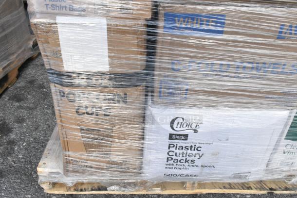 30 BRAND NEW! Boxes Including 129MCR24B Choice 24 oz. Black Round Microwavable Heavy Weight Container with Lid 7 1/4" - 150/Case, 128HD3COMBO Choice Heavy Duty 32 oz. Microwavable Translucent Plastic Deli Container and Lid Combo Pack - 240/Case, 500CC12 Choice Clear PET Customizable Plastic Cold Cup - 12 oz. - 1000/Case, 3 Box 394365S Noble Products Powder-Free Disposable Clear Vinyl Gloves for Foodservice - Small - 1000/Case, 760V32 Carnival King 32 oz. Popcorn Cup - 500/Case, 128HD8COMBO Choice Heavy Duty 8 oz. Microwavable Translucent Plastic Deli Container and Lid Combo Pack - 240/Case, 477BC214178KR Baker's Lane 2 1/4" x 1 7/8" Kraft Fluted Jumbo Baking Cup - 10000/Case, 347TCL5 Choice 5 oz. Clear Disposable Plastic Tumbler - 500/Case, 347TCL12 Choice 12 oz. Clear Disposable Plastic Tumbler - 500/Case. 30 Times Your Bid! - Image 6 of 18