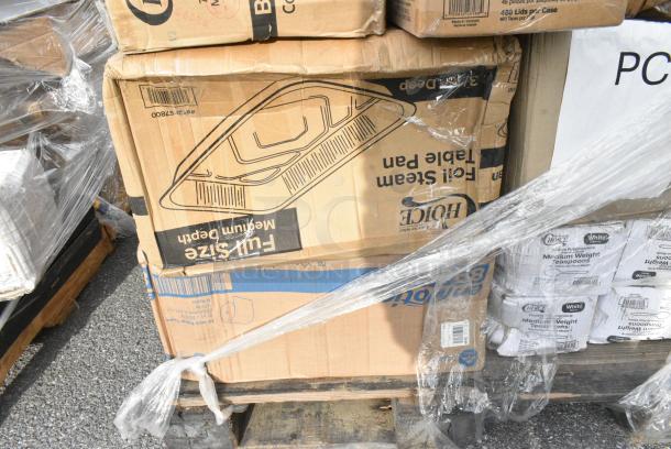 30 BRAND NEW! Boxes Including 500LFLAT Choice Clear Flat Lid with Straw Slot - 9, 12, 16, 20, and 24 oz. - 1000/Case, 395RP09 EcoChoice No PFAS Added Bamboo / Bagasse Blend 9" Plate - 500/Case, 128HDLDBULK Choice Heavy Duty Microwavable Translucent Plastic Deli Container Lid - 480/Case, 129MCR24B Choice 24 oz. Black Round Microwavable Heavy Weight Container with Lid 7 1/4" - 150/Case, 5005DNAPFLTE Choice 14" x 14" White Linen-Feel Flat-Packed Dinner Napkin - 1000/Case, 4 Box 130WSPOON Choice Medium Weight White Plastic Teaspoon - 1000/Case, 760SOUP8KFT EcoChoice 8 oz. Kraft Paper Food Cup with Vented Lid - 250/Case, 394365M Noble Products Powder-Free Disposable Clear Vinyl Gloves for Foodservice - Medium - 1000/Case, 394365L Noble Products Powder-Free Disposable Clear Vinyl Gloves for Foodservice - Large - 1000/Case, 5002TPJPREM Lavex Premium 2-Ply 720' Universal Jumbo Toilet Paper Roll with 9" Diameter - 12/Case, 760PCC16 Choice 16 oz. Poly Paper Cold Cup - 1000/Case, 5008DWPLAKR EcoChoice 8 oz. Squat Smooth Double Wall Kraft Compostable Paper Hot Cup - 500/Case, 612605070HD Choice Full Size Heavy-Duty Foil Steam Table Pan Deep 3 3/8" Depth - 50/Case, 129MCR24B Choice 24 oz. Black Round Microwavable Heavy Weight Container with Lid 7 1/4" - 150/Case. 30 Times Your Bid! - Image 4 of 19