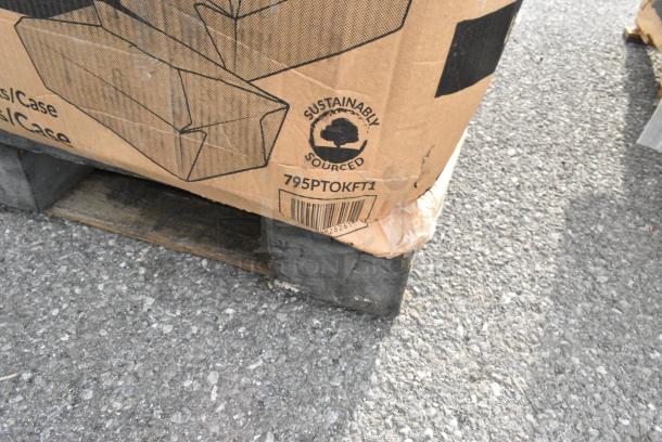 30 BRAND NEW! Boxes Including 500LFLAT Choice Clear Flat Lid with Straw Slot - 9, 12, 16, 20, and 24 oz. - 1000/Case, 395RP09 EcoChoice No PFAS Added Bamboo / Bagasse Blend 9" Plate - 500/Case, 128HDLDBULK Choice Heavy Duty Microwavable Translucent Plastic Deli Container Lid - 480/Case, 129MCR24B Choice 24 oz. Black Round Microwavable Heavy Weight Container with Lid 7 1/4" - 150/Case, 5005DNAPFLTE Choice 14" x 14" White Linen-Feel Flat-Packed Dinner Napkin - 1000/Case, 4 Box 130WSPOON Choice Medium Weight White Plastic Teaspoon - 1000/Case, 760SOUP8KFT EcoChoice 8 oz. Kraft Paper Food Cup with Vented Lid - 250/Case, 394365M Noble Products Powder-Free Disposable Clear Vinyl Gloves for Foodservice - Medium - 1000/Case, 394365L Noble Products Powder-Free Disposable Clear Vinyl Gloves for Foodservice - Large - 1000/Case, 5002TPJPREM Lavex Premium 2-Ply 720' Universal Jumbo Toilet Paper Roll with 9" Diameter - 12/Case, 760PCC16 Choice 16 oz. Poly Paper Cold Cup - 1000/Case, 5008DWPLAKR EcoChoice 8 oz. Squat Smooth Double Wall Kraft Compostable Paper Hot Cup - 500/Case, 612605070HD Choice Full Size Heavy-Duty Foil Steam Table Pan Deep 3 3/8" Depth - 50/Case, 129MCR24B Choice 24 oz. Black Round Microwavable Heavy Weight Container with Lid 7 1/4" - 150/Case. 30 Times Your Bid! - Image 14 of 19